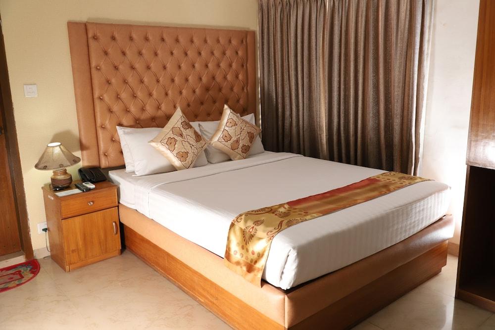 Dhaka Golden Inn - Banani'Lakeside エクステリア 写真
