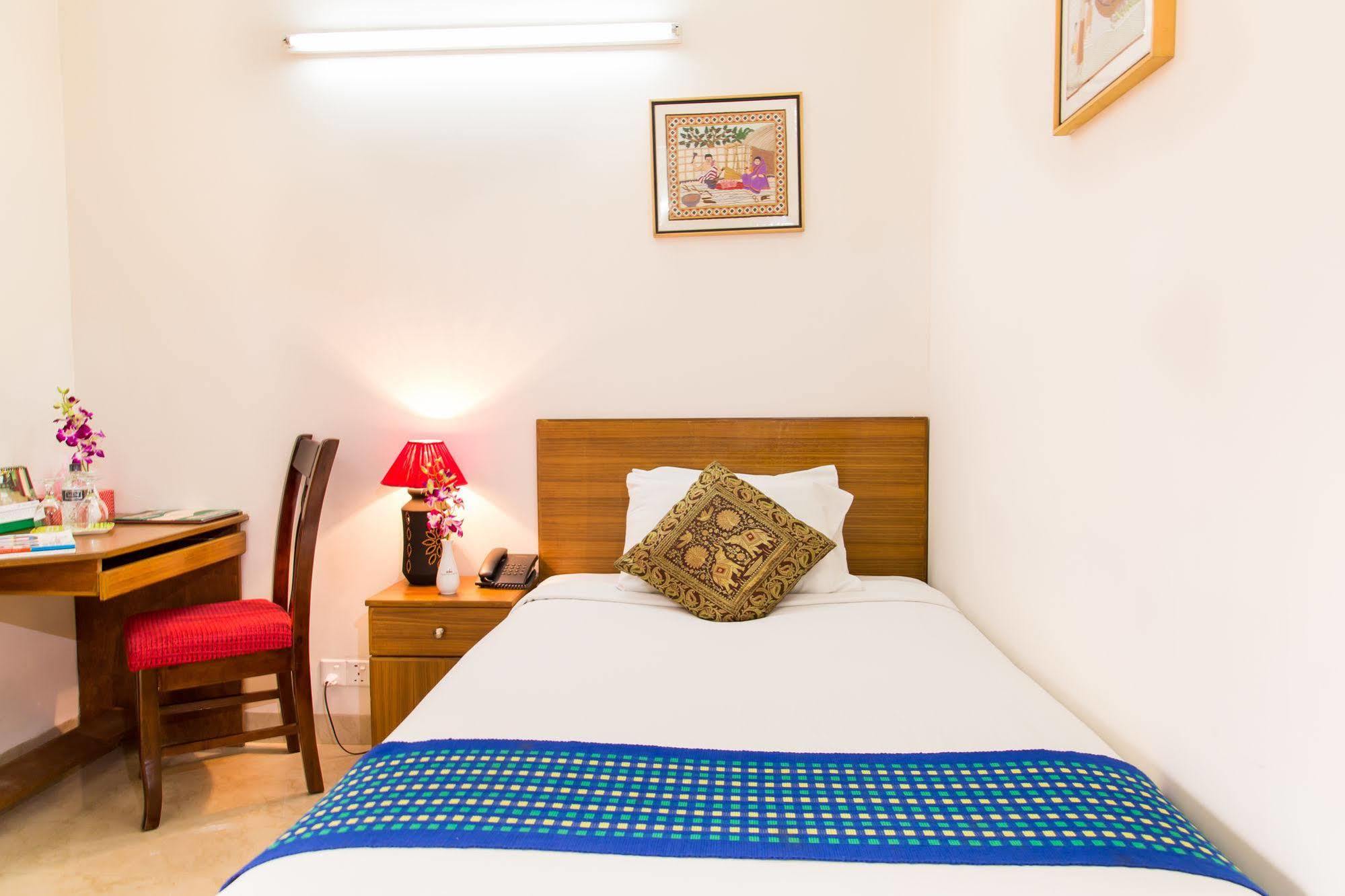 Dhaka Golden Inn - Banani'Lakeside エクステリア 写真