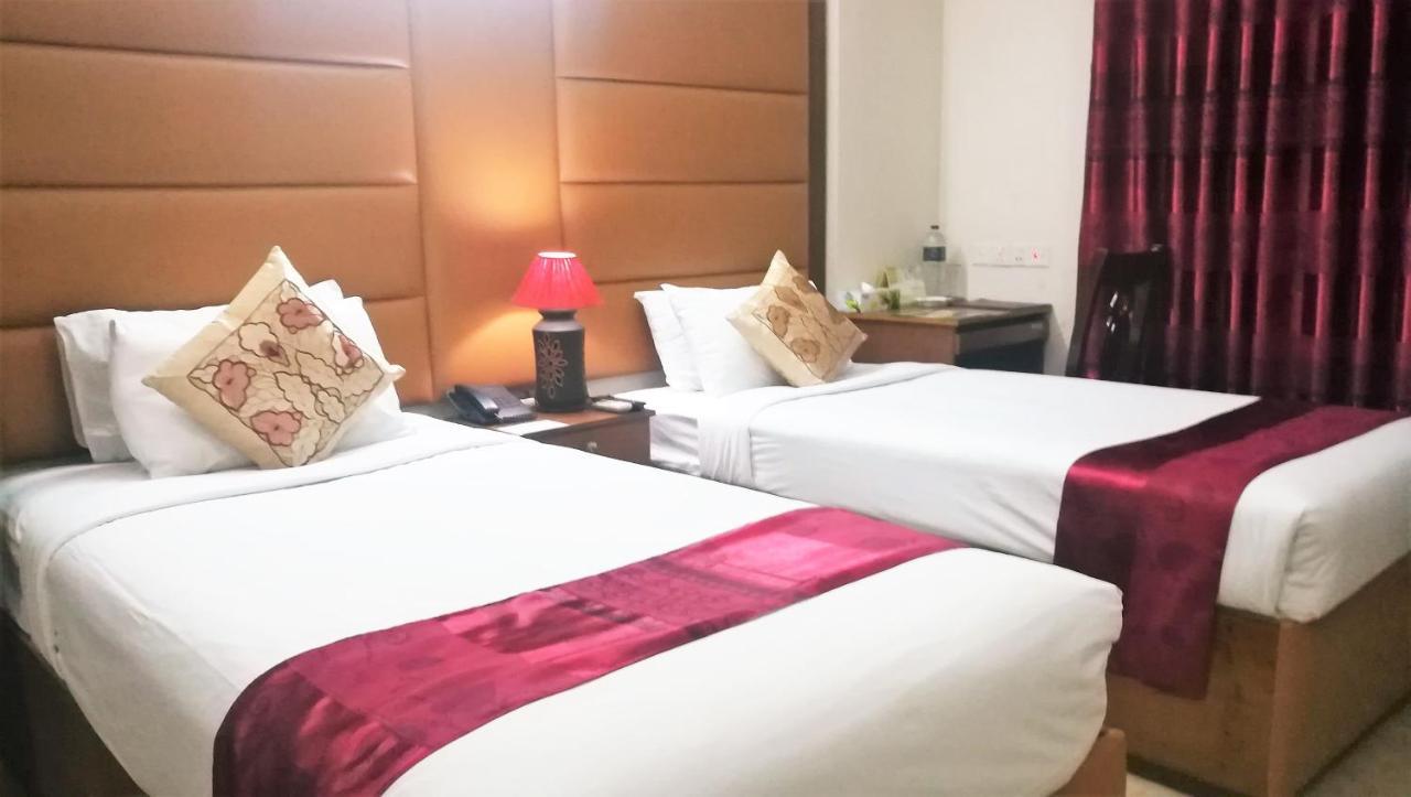 Dhaka Golden Inn - Banani'Lakeside エクステリア 写真